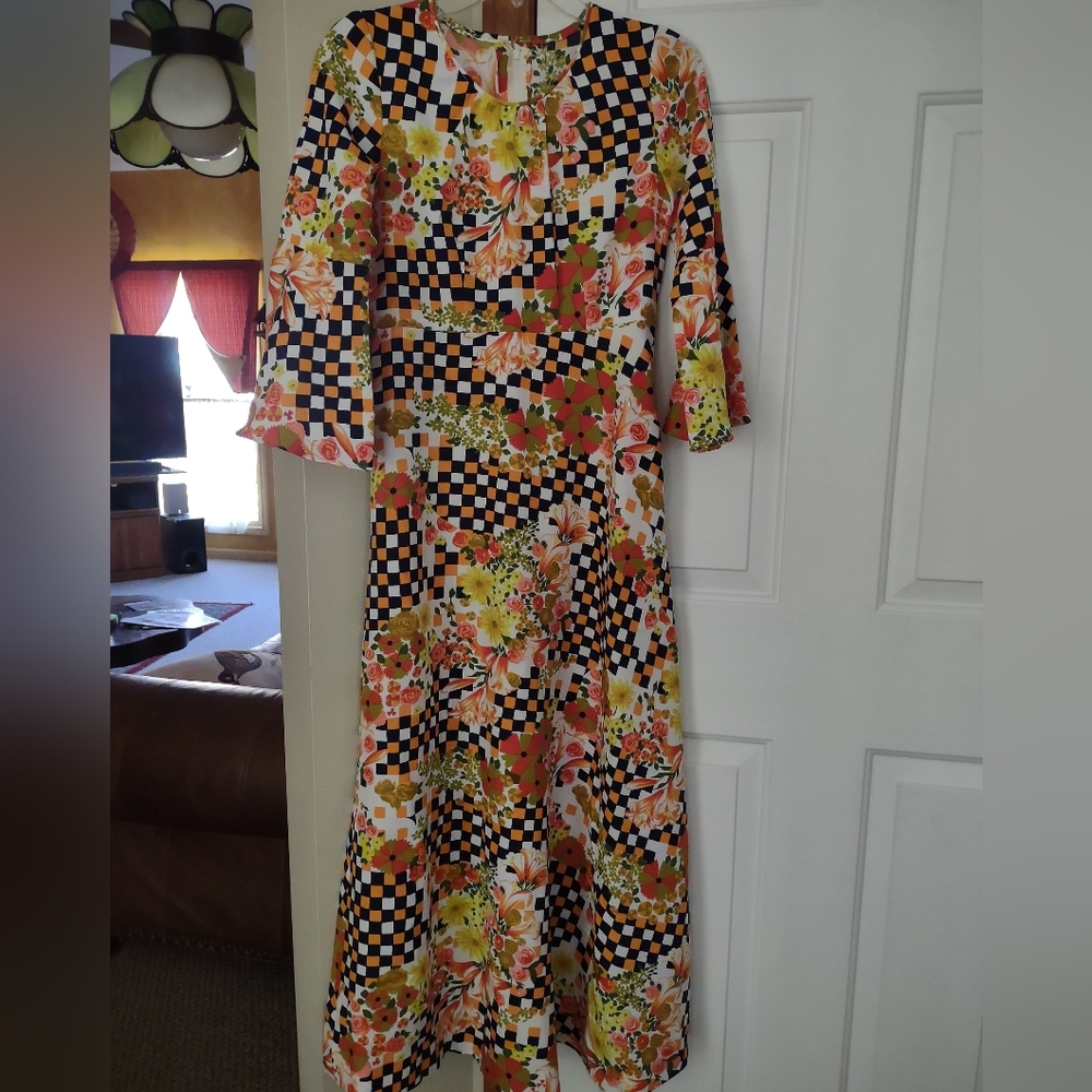 FUNKY FLOWER CHILD MCM '70S POLY MAXI DRESS 3/4 BELL SLEEVES SIZE SMALL HANDMADE